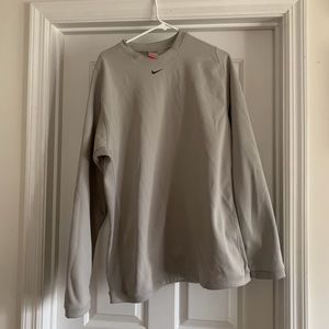 Nike fit therma crew neck sweatshirt